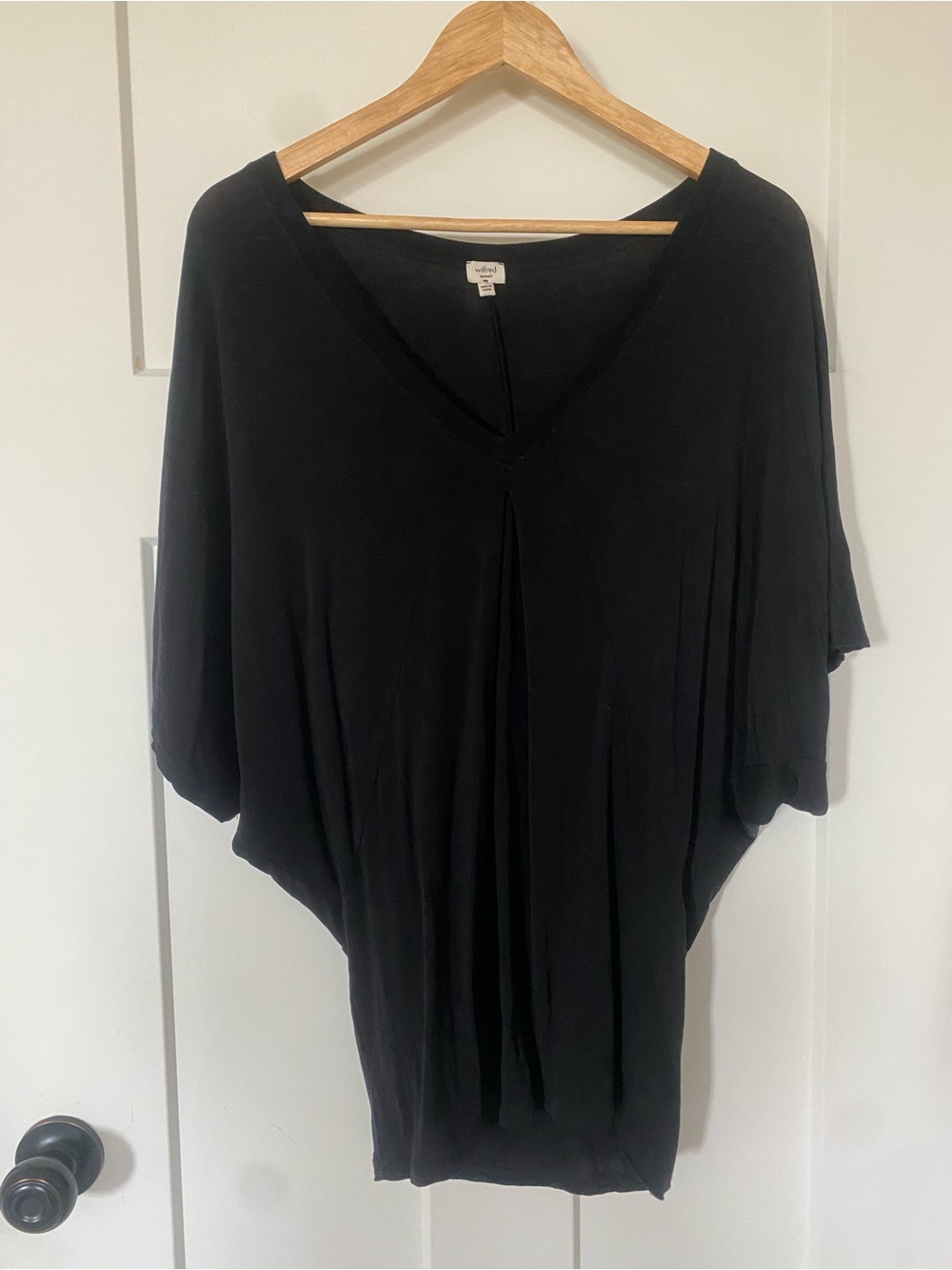 Wilfred Black V-Neck Dolman Tunic Top